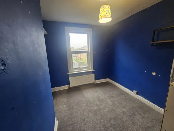 Flat Douglas Road in Maidstone