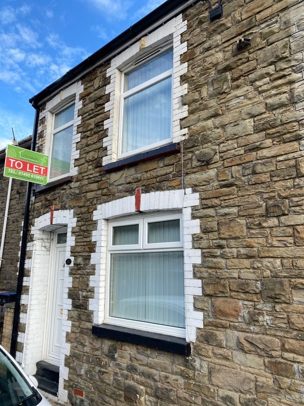 House Lower Castle Street in Abertillery