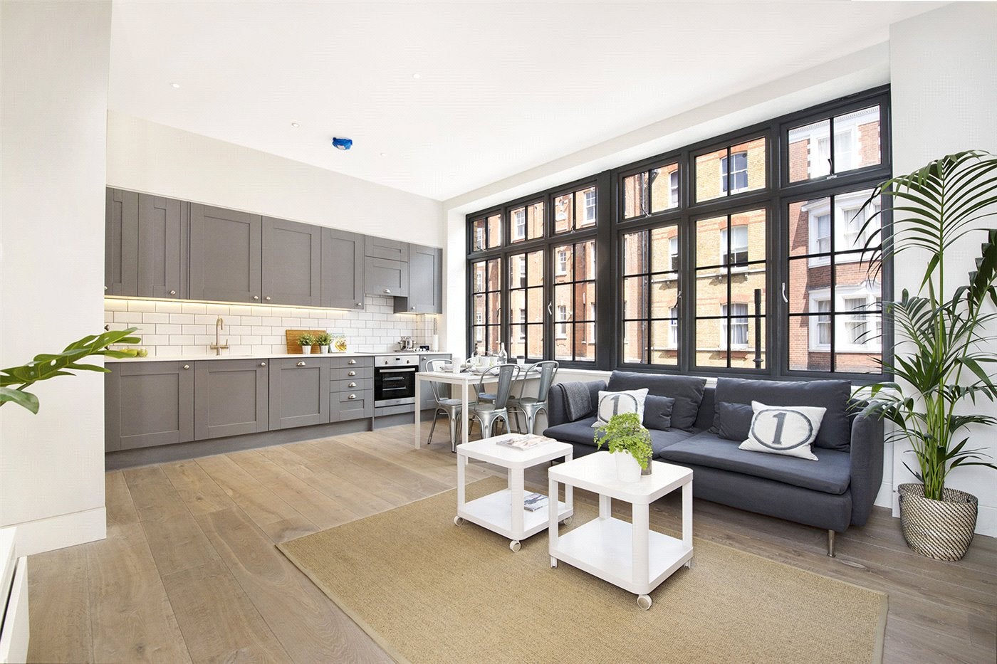 Flat Great Titchfield Street in City of Westminster