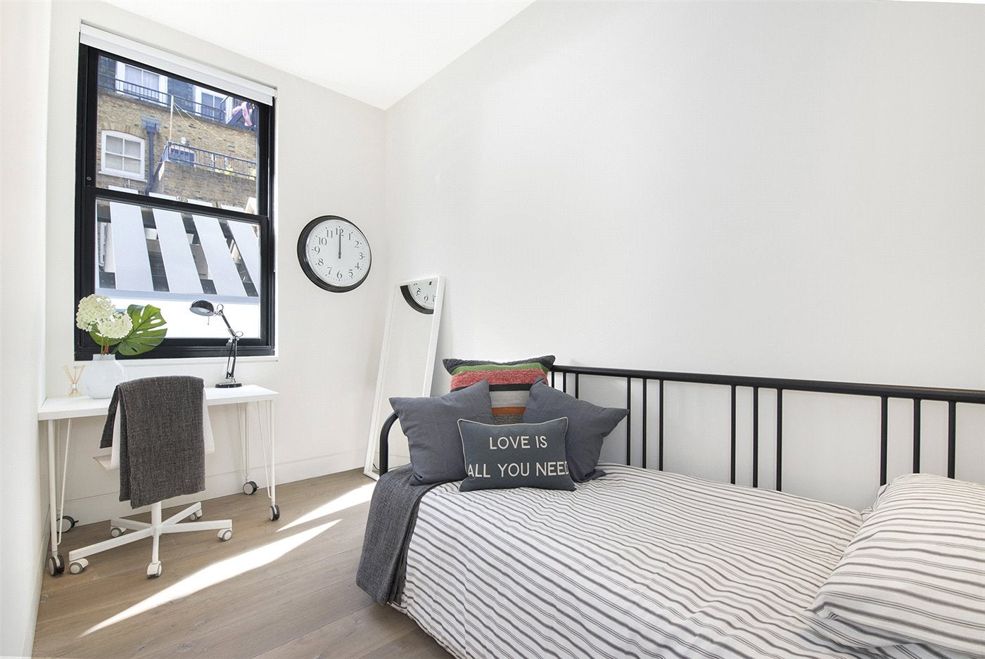 Flat Great Titchfield Street in City of Westminster