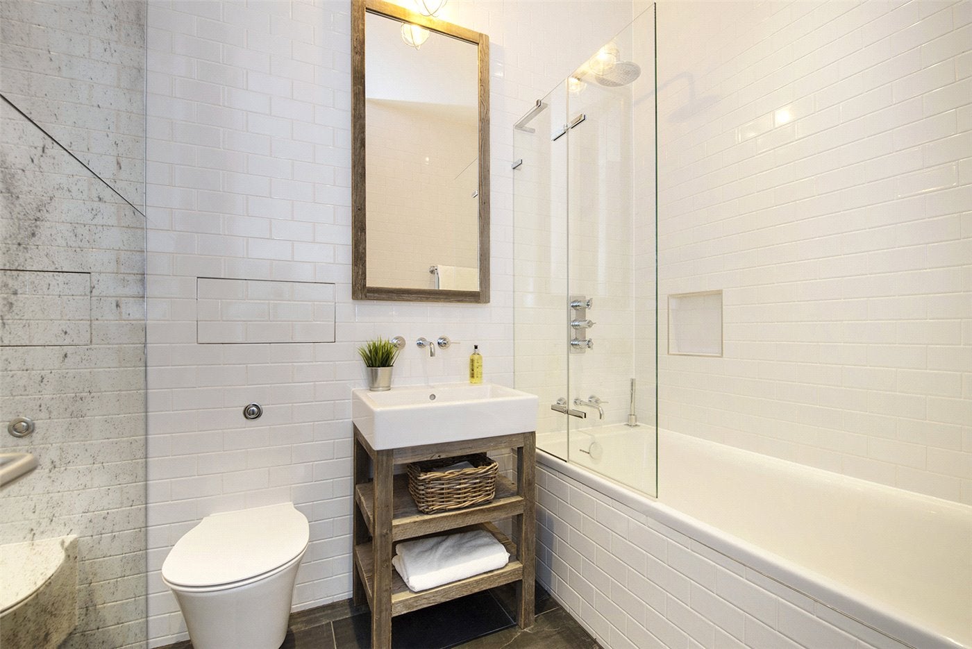Flat Great Titchfield Street in City of Westminster