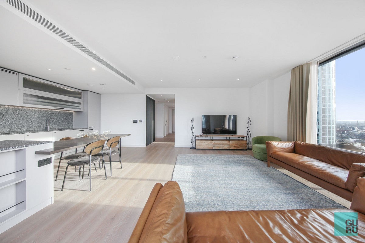 Flat New Mill Road in Greater London