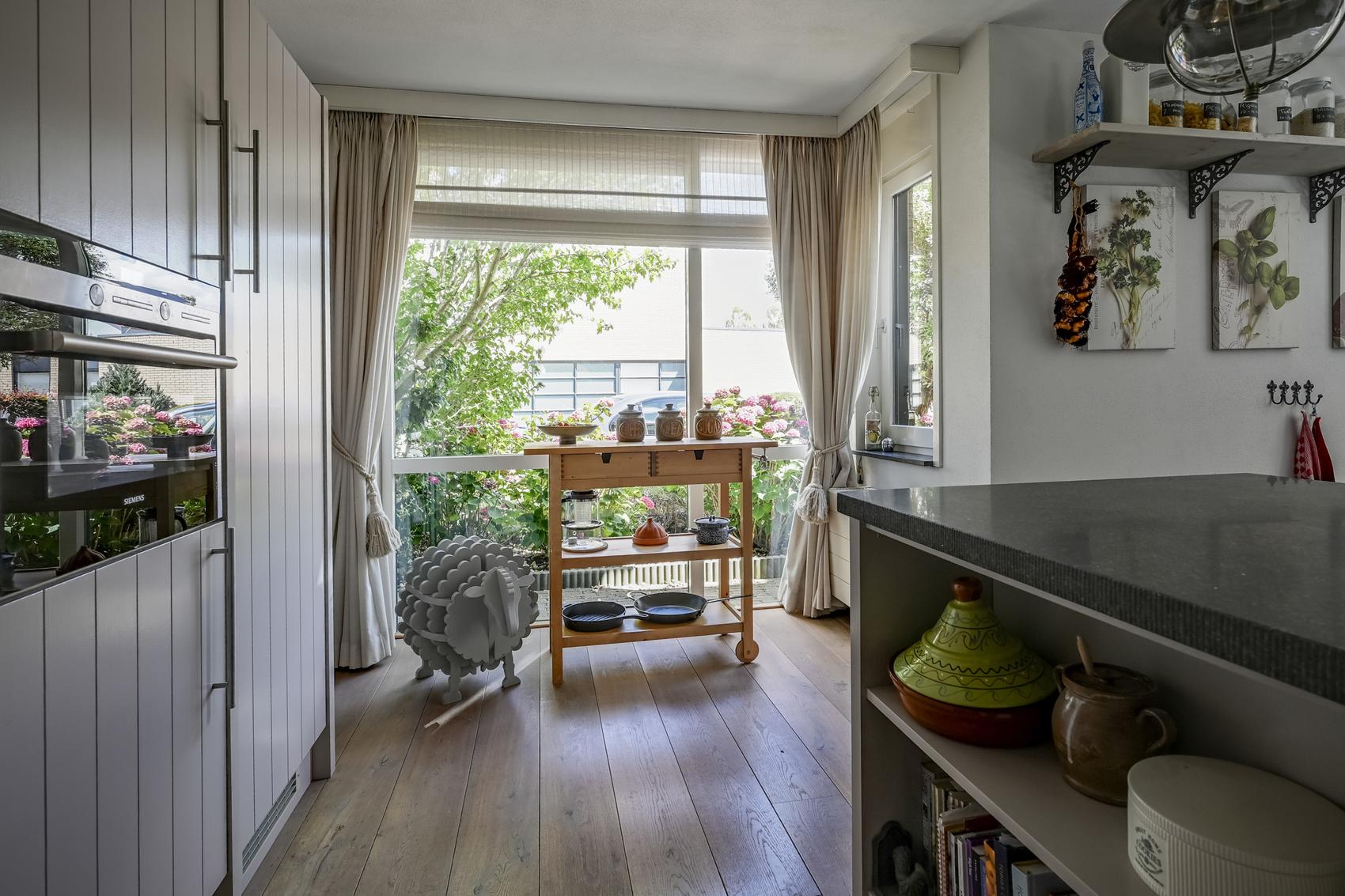 Tussenwoning te koop: Frans Halslaan 18, Bergschenhoek