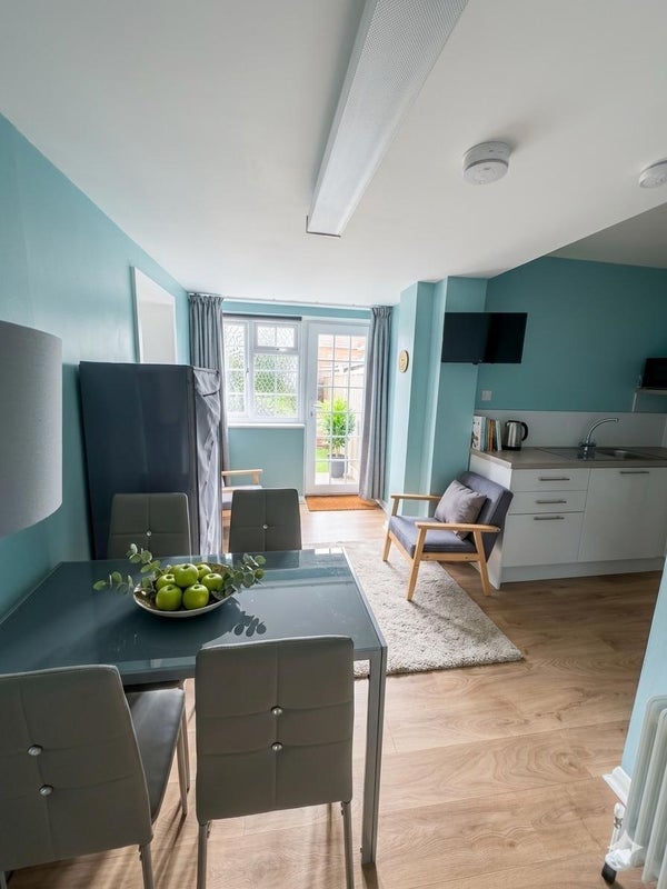 Room Plecy Close in Dudsbury