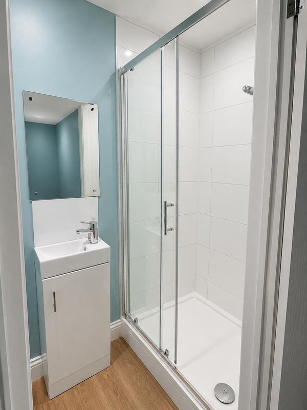 Room Plecy Close in Dudsbury
