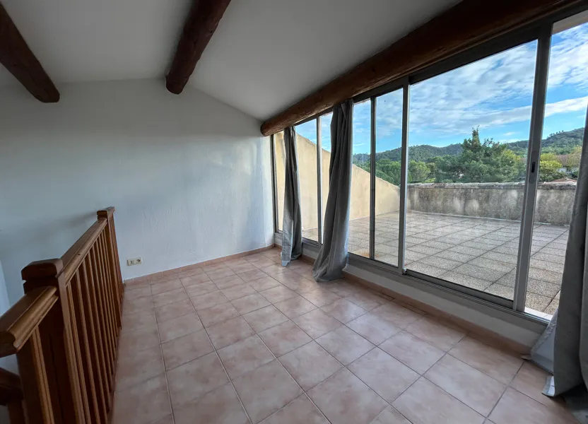 Appartement Allée de Craponne à Charleval