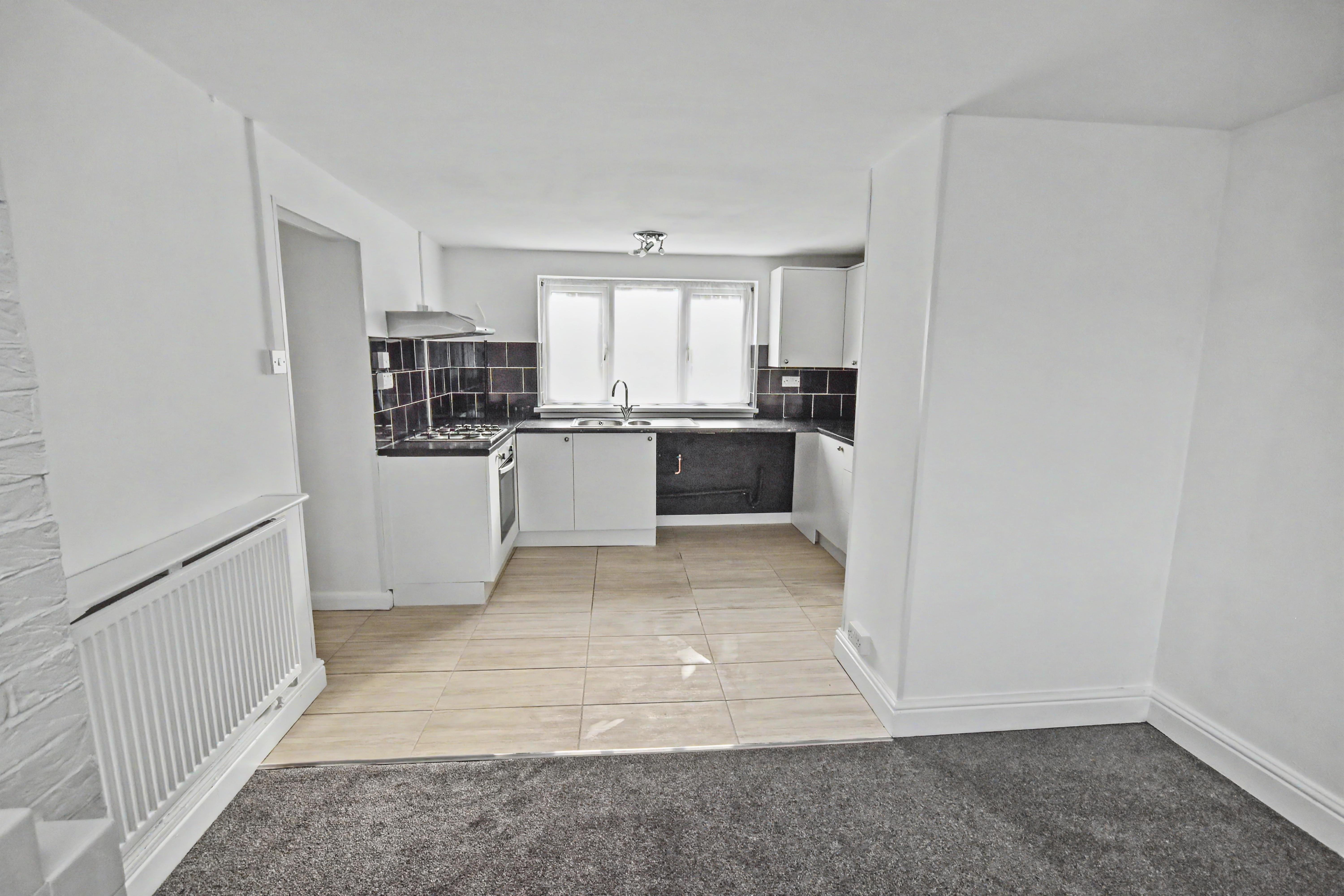 House Counts Farm Road in Corby