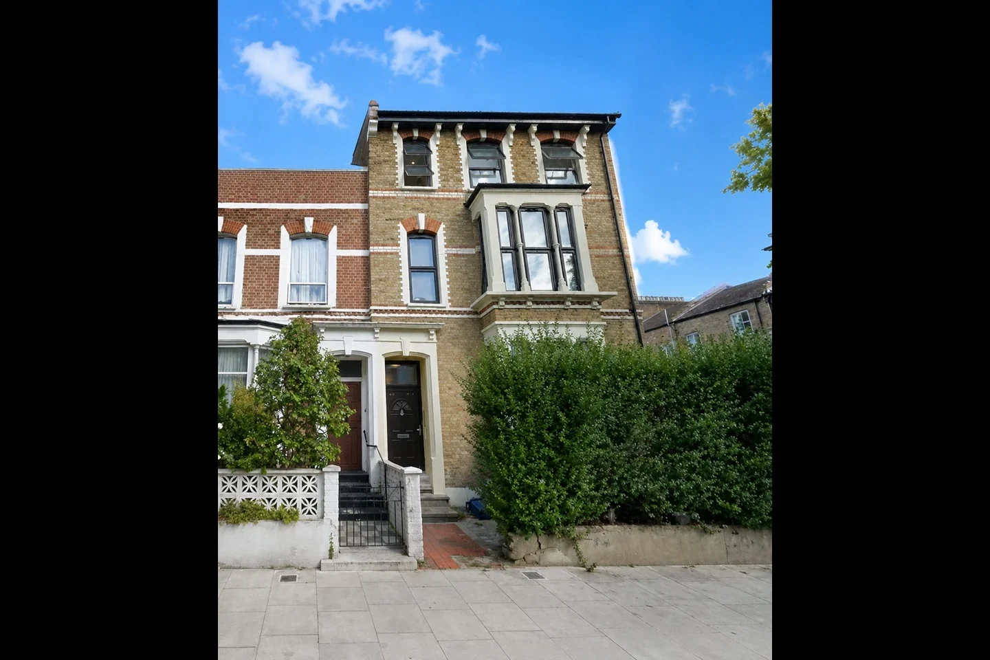 Flat Darville Road in Greater London