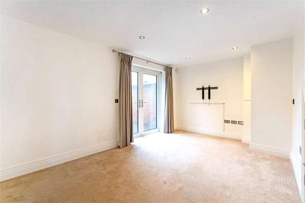 House Saint Valentines Close in Winchester