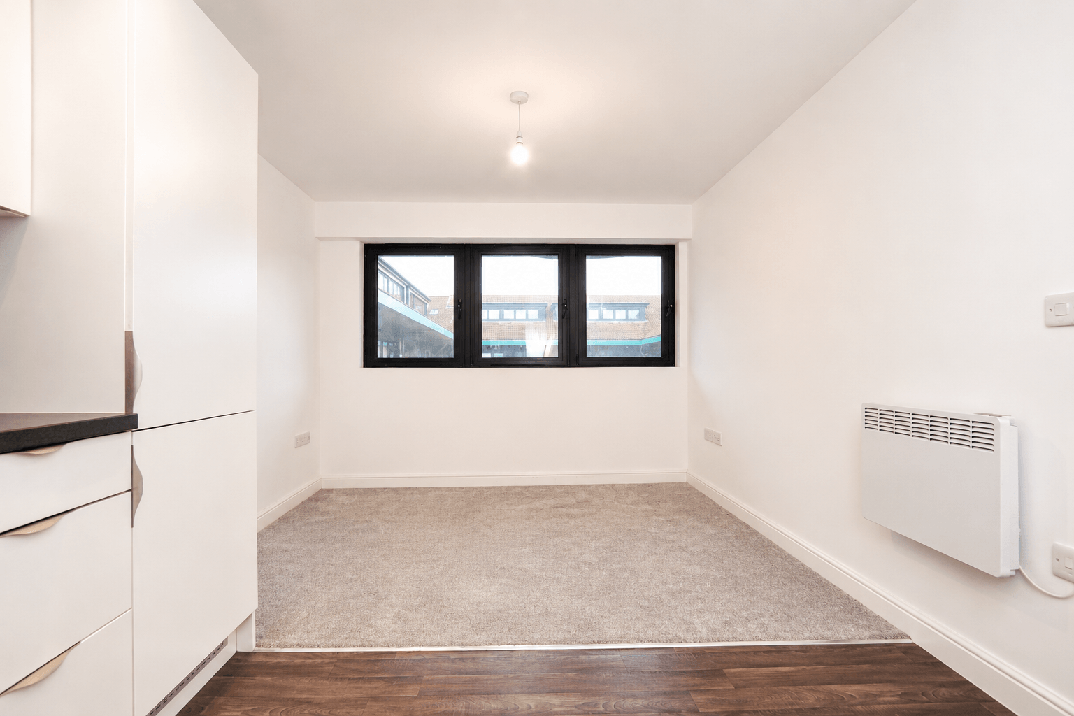 Flat Whitchurch Lane in Bristol