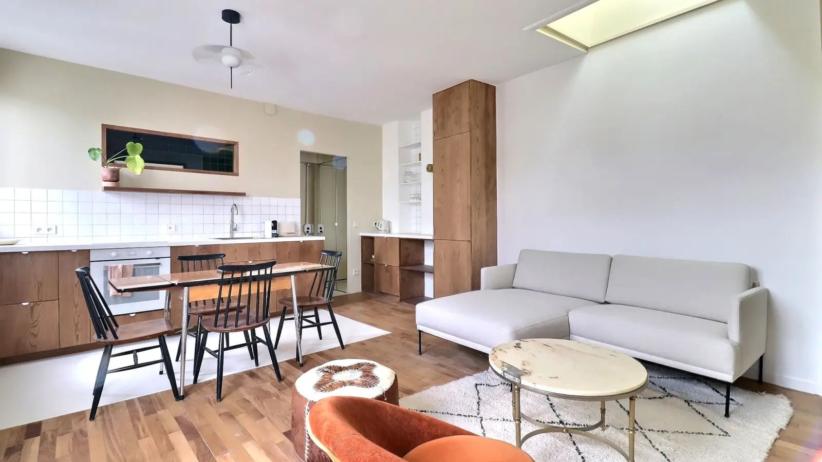 Flat Rue d'Aboukir in Paris