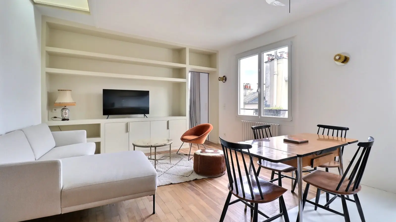 Flat Rue d'Aboukir in Paris