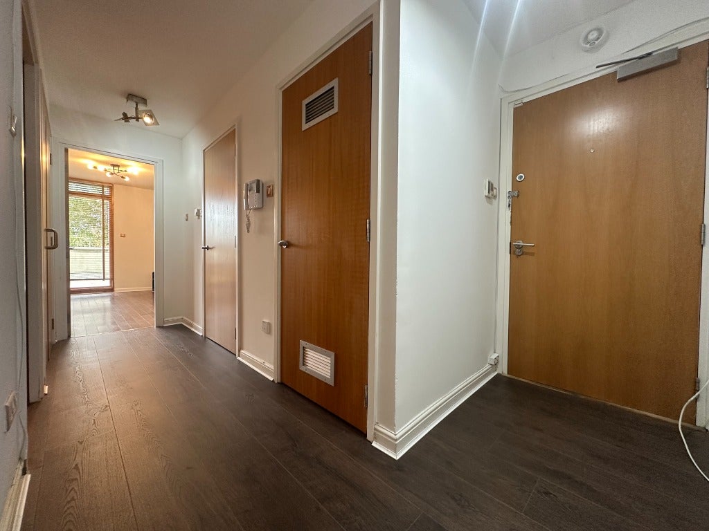 Flat Mavisbank Gardens in Glasgow