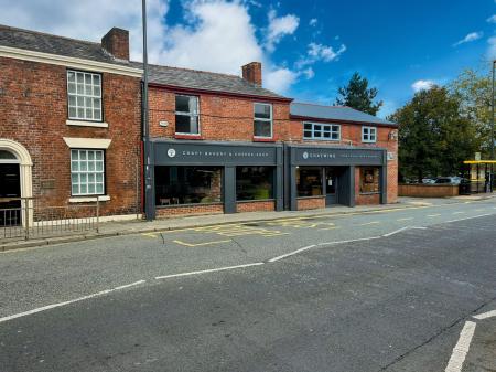 Flat High Street in Prescot