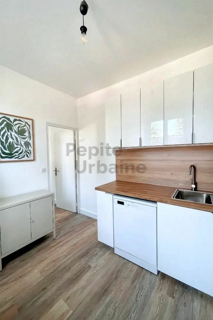 Flat Rue Claude Guillon-Verne in Nantes