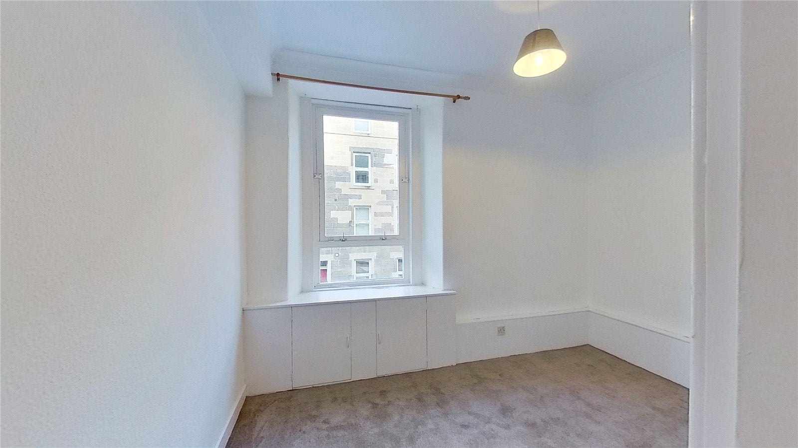 Flat Newton Street in City of Edinburgh