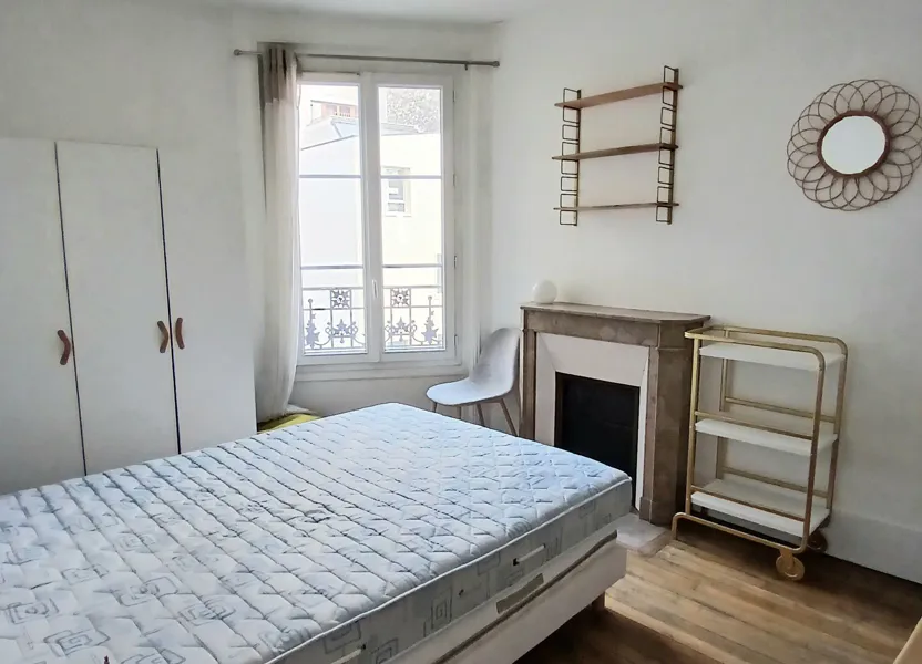 Appartement Rue Philippe de Girard à Paris