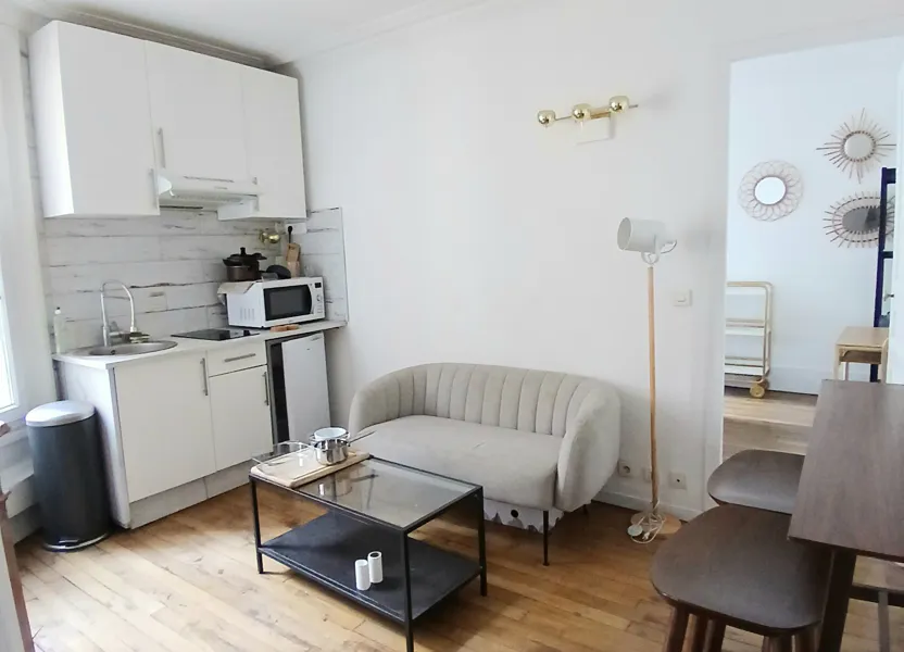 Appartement Rue Philippe de Girard à Paris