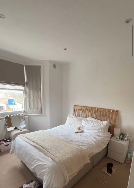 Room Edison Mews in Greater London