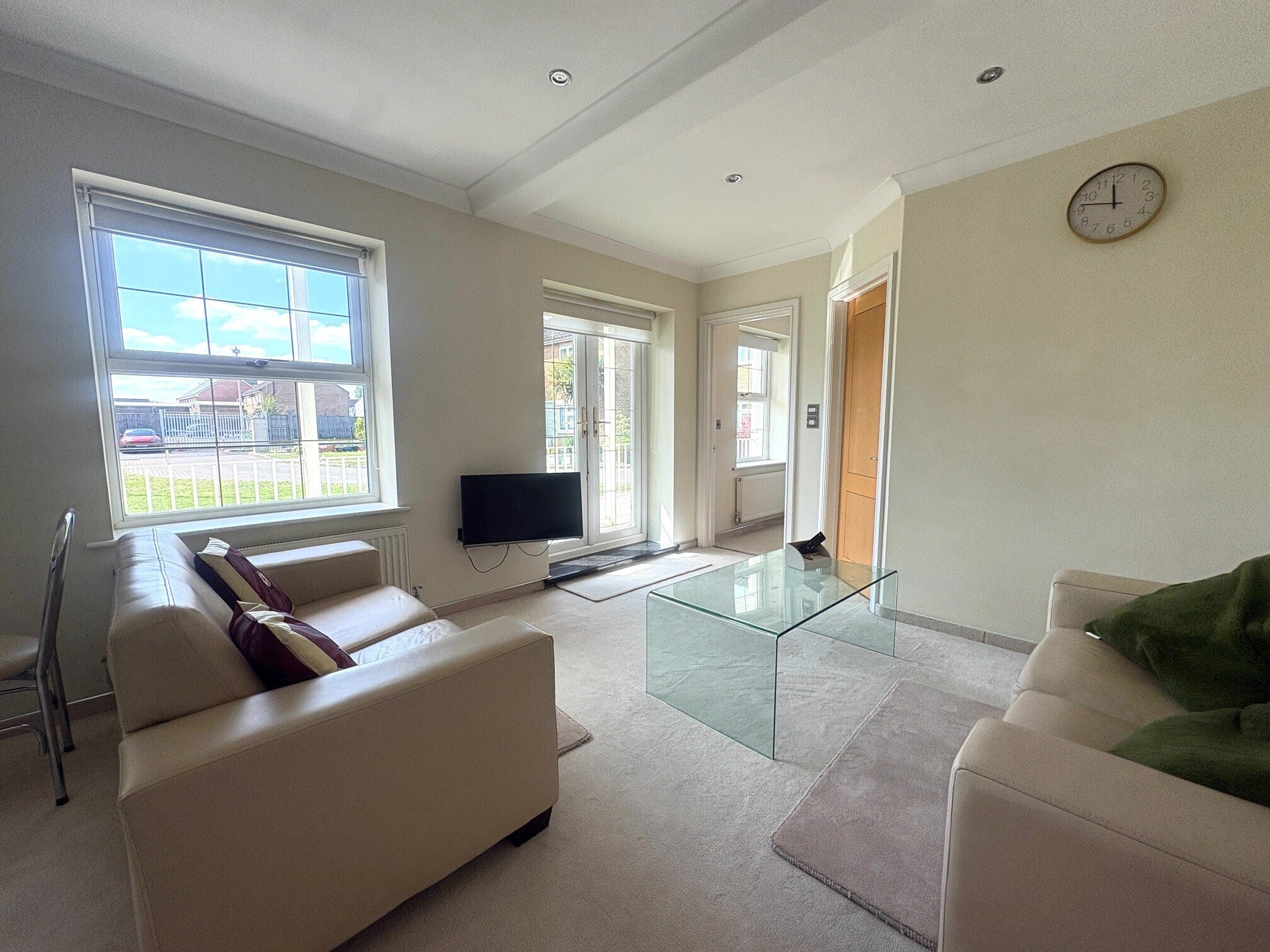 Flat Whitbourne Avenue in Swindon