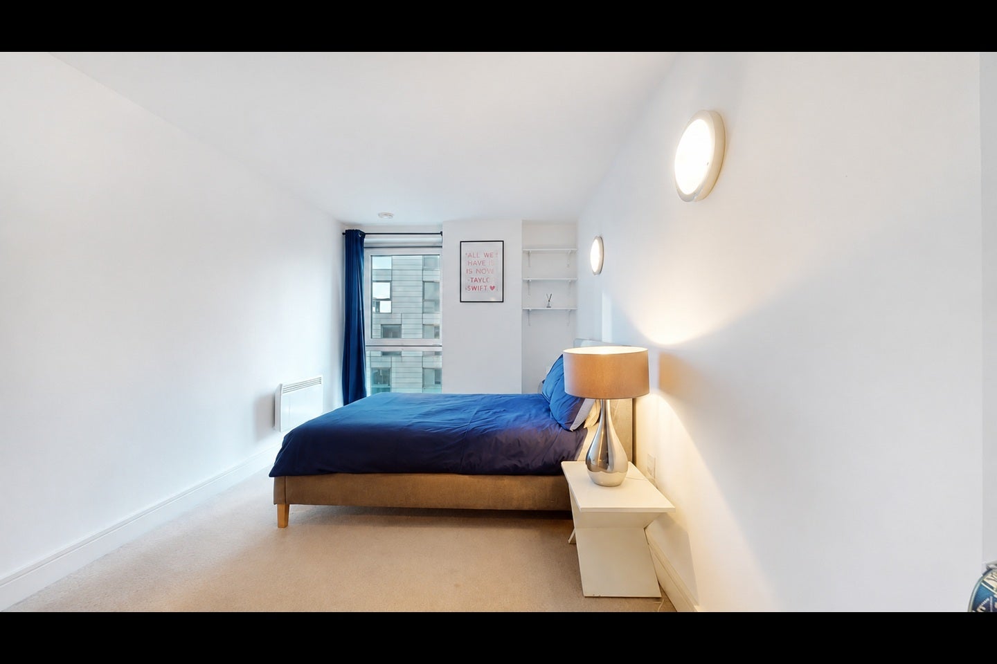 Flat Poplar High Street in Greater London