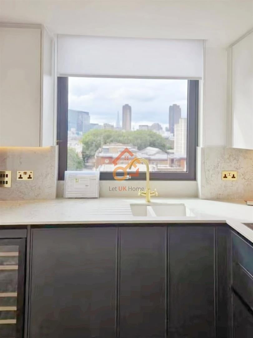 Flat Dingley Road in Greater London