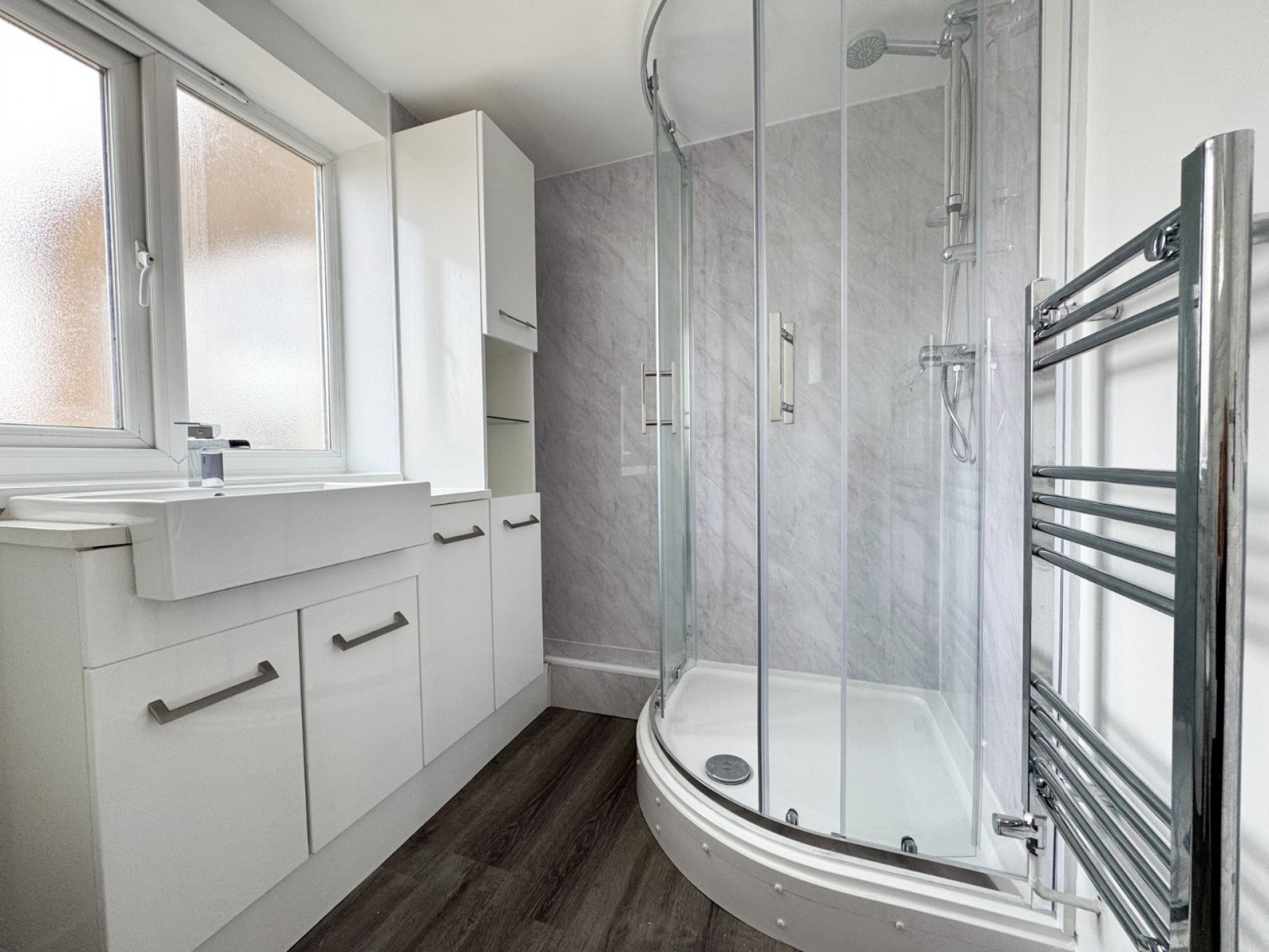 Flat Glebe Road in Portishead