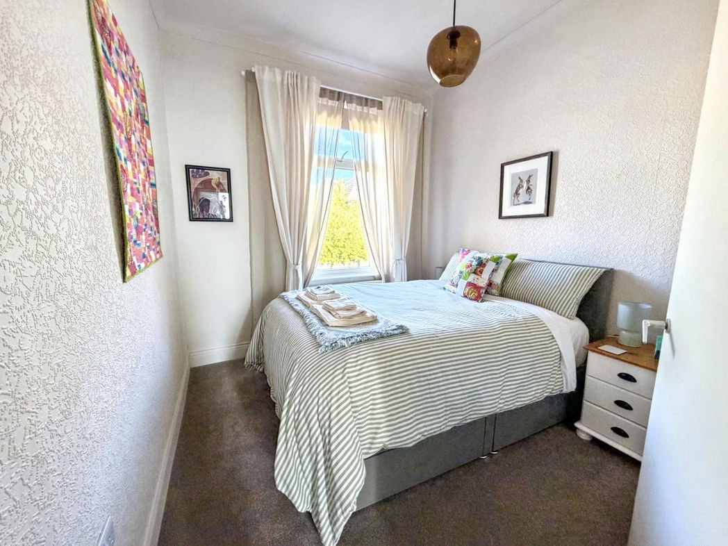 Flat Derwent Street in Gateshead