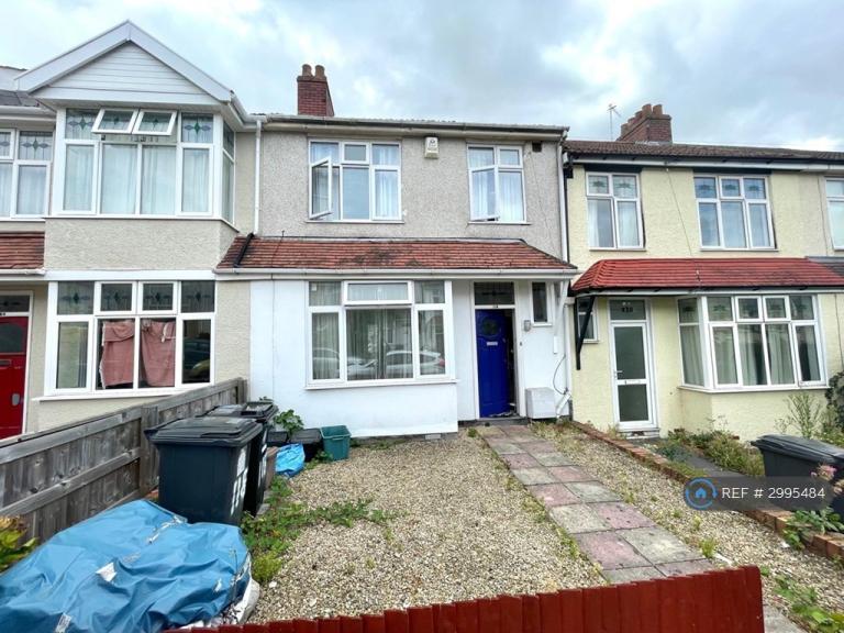 House Keys Avenue in Bristol