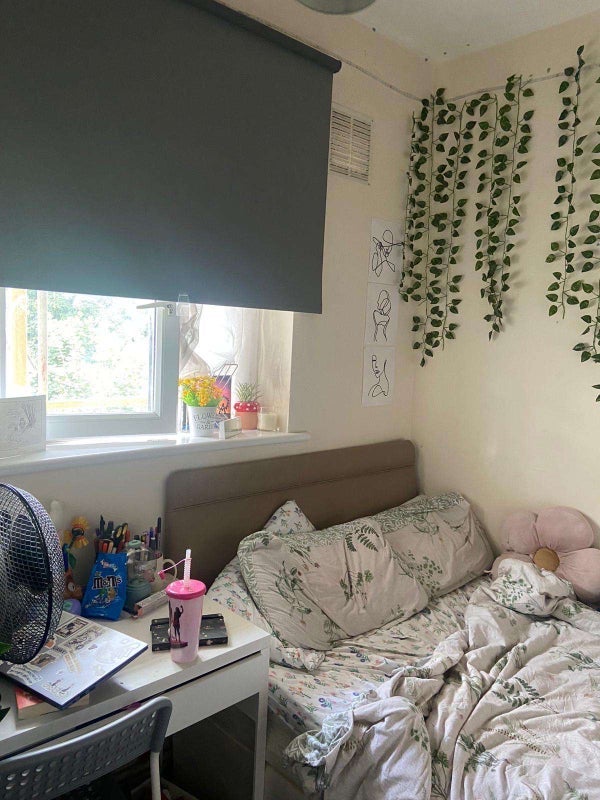 Room Shardeloes Road in Greater London