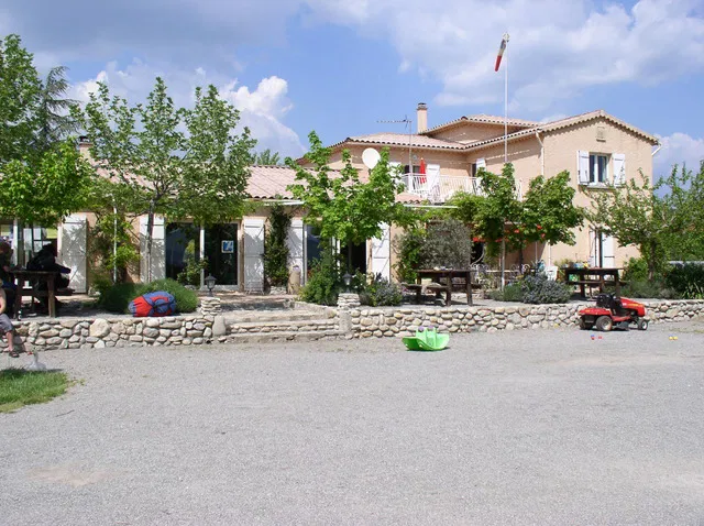 Chambre Allée des Colchiques à Laragne-Montéglin