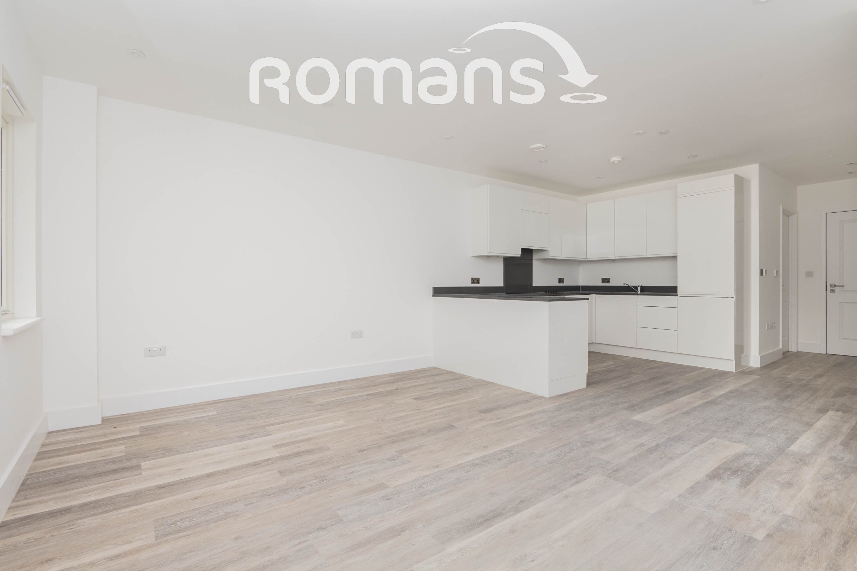 Flat Lyon Way in Camberley