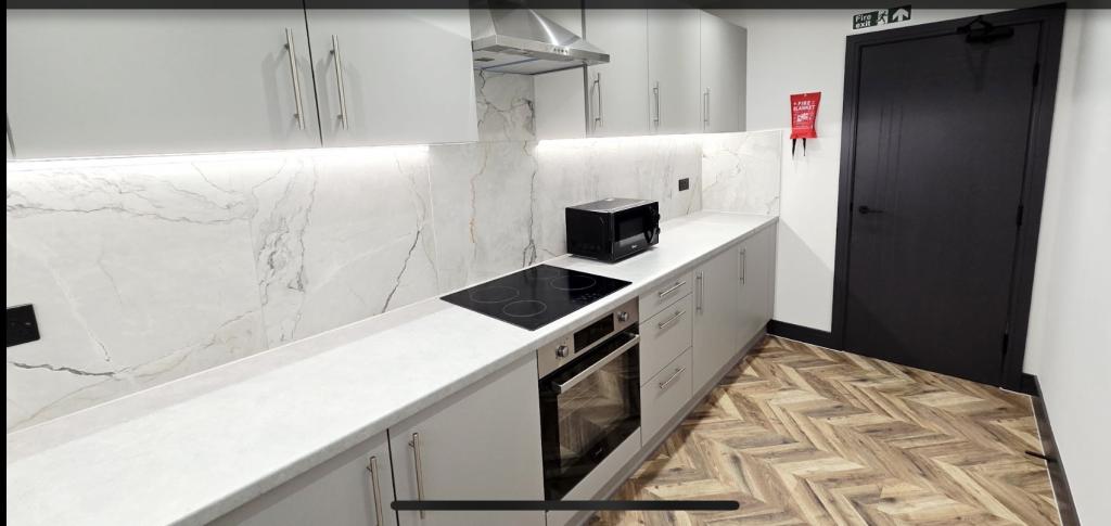 Room Newington Green Road in Greater London