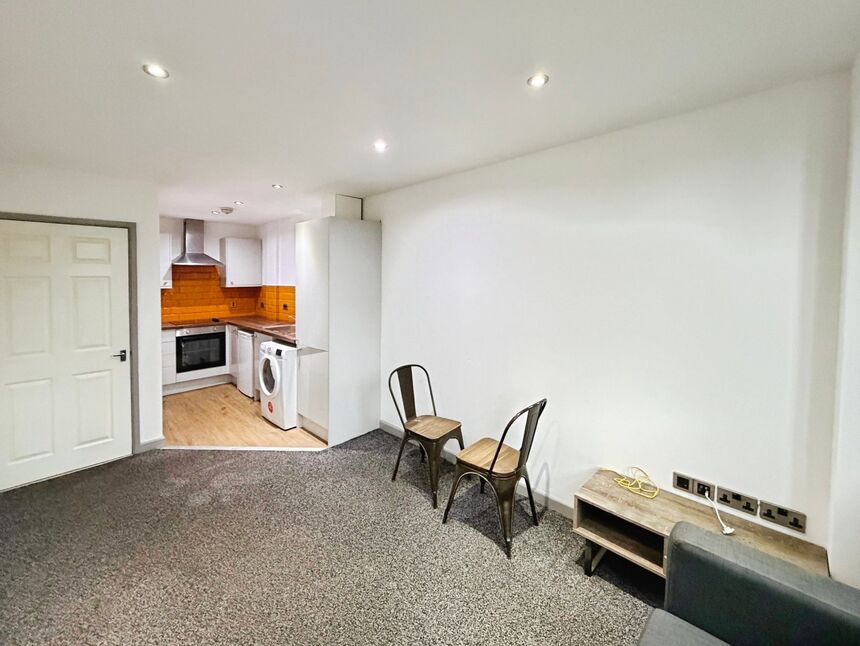 Flat Blackwall in Calderdale