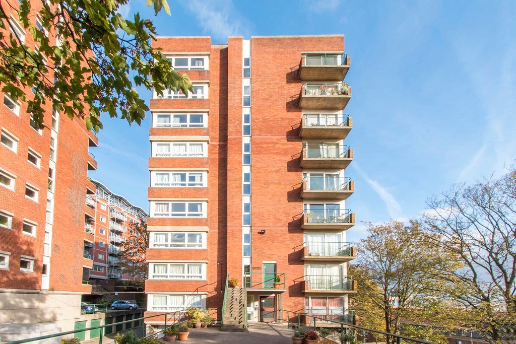 Flat Park Row in Bristol