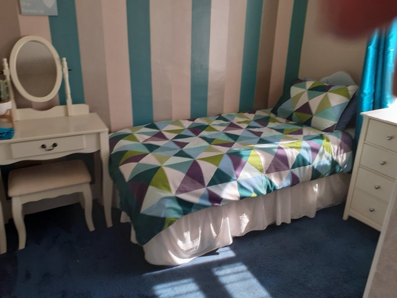 Room Ashville Road in Greater London