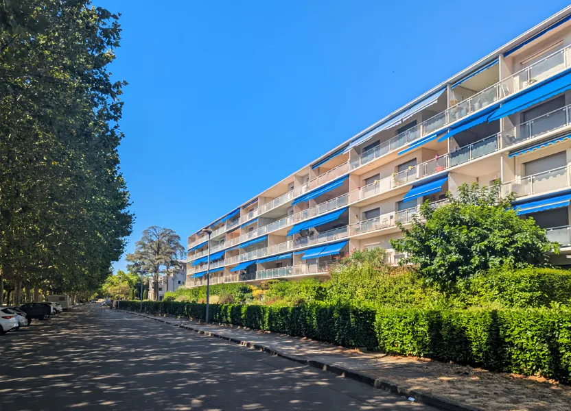 Flat Boulevard Charles de Gaulle in Guilherand-Granges