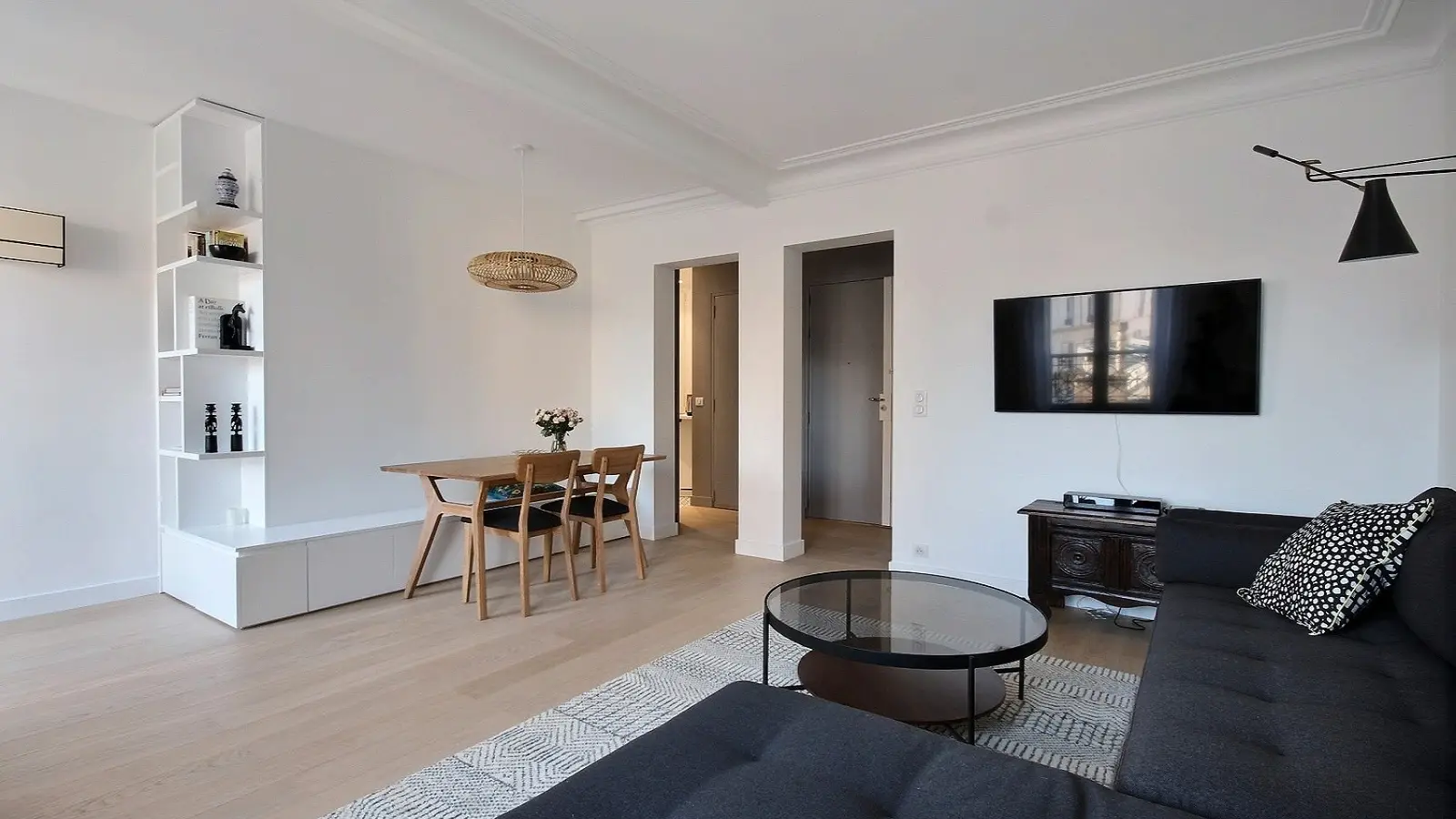 Appartement Rue Salneuve à Paris