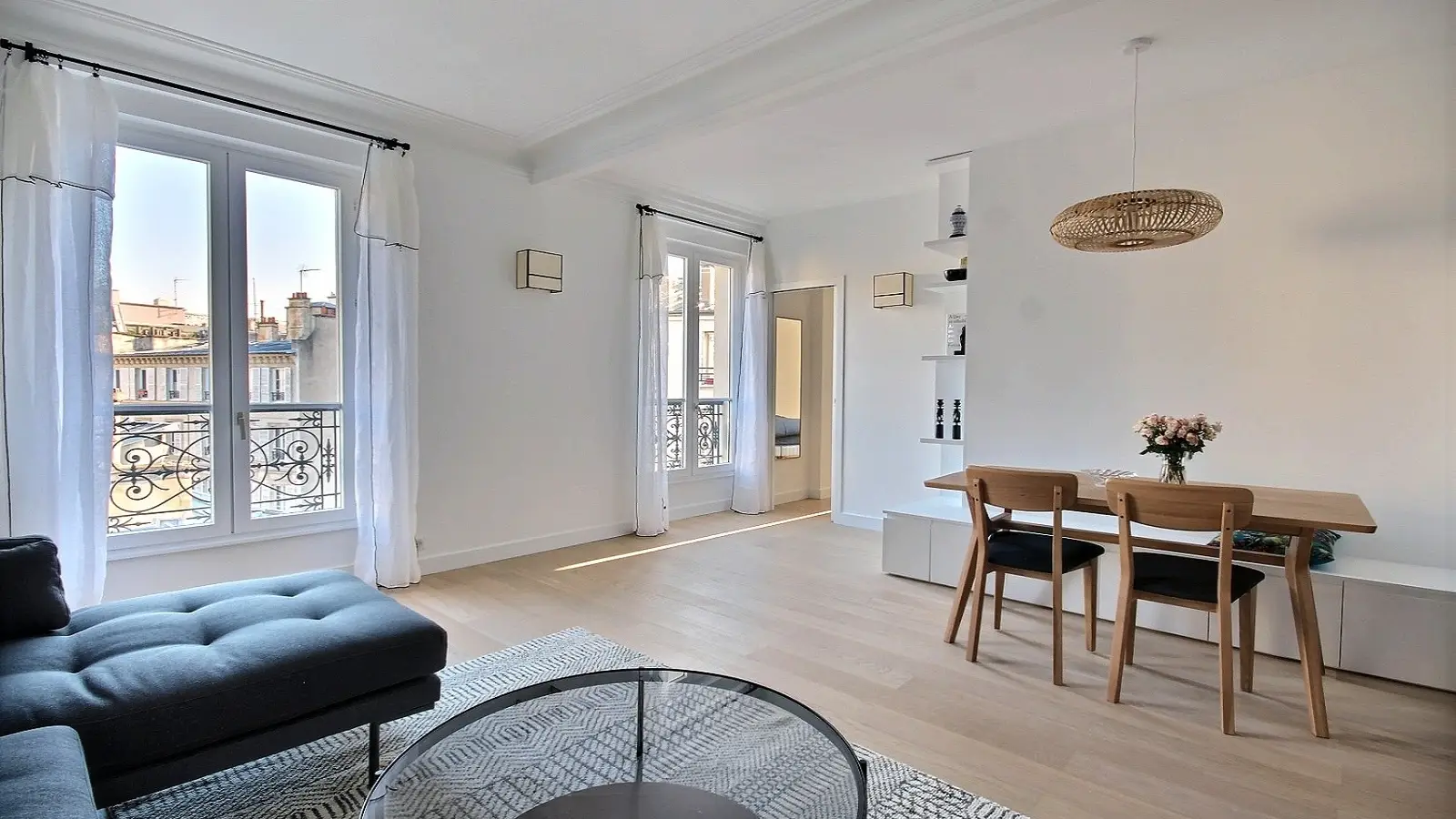 Appartement Rue Salneuve à Paris
