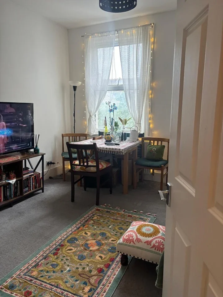 Flat Northbrook Road in Greater London