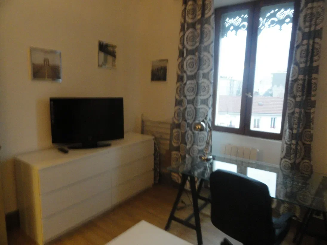 Chambre Rue Revol à Grenoble