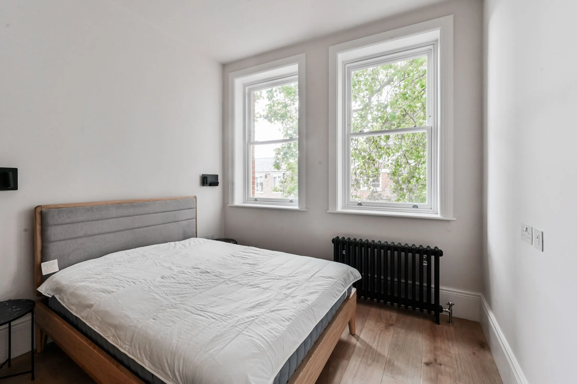 Flat Upper Street in Greater London