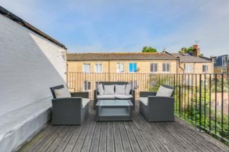 Room Eustace Road in Greater London
