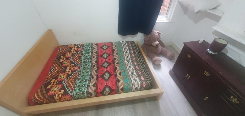 Room Ballards Lane in Greater London
