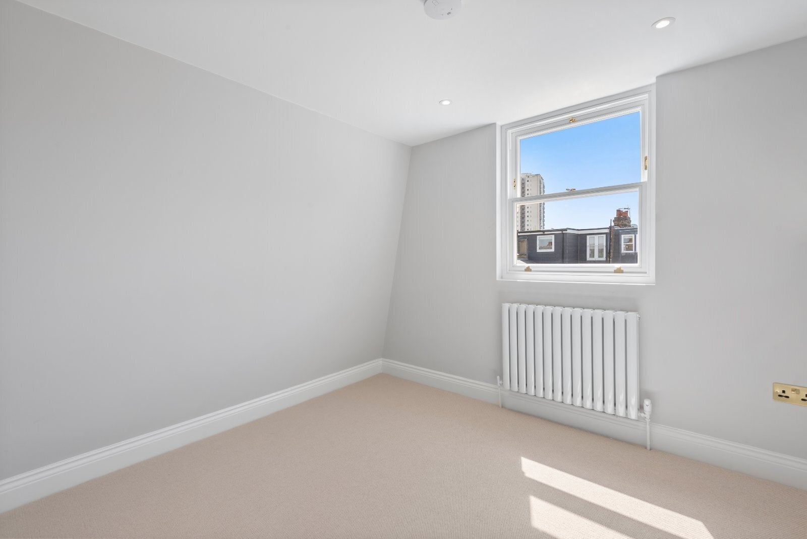House Narborough Street in Greater London