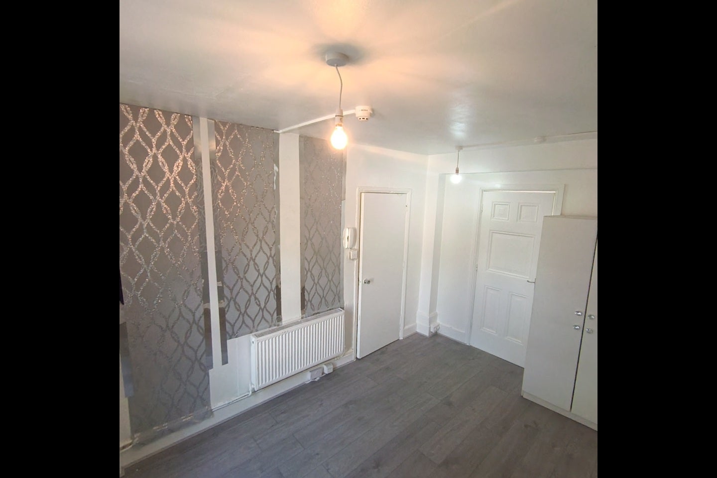 Flat Ravensbourne Road in Greater London