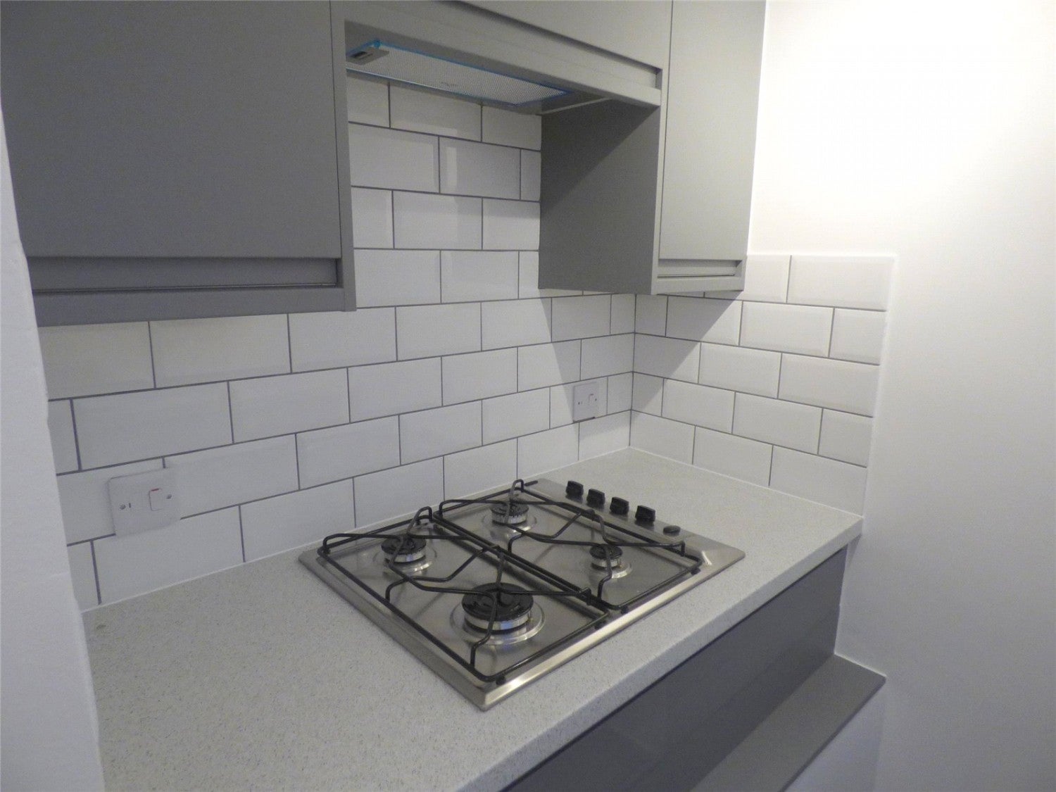 Flat Woodland Way in Greater London