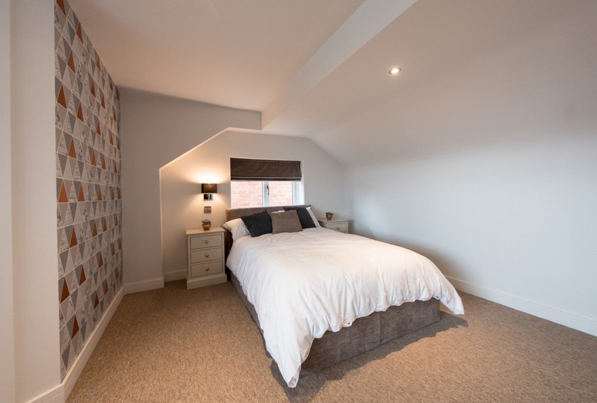 Room St. Ronan's Road in Reading