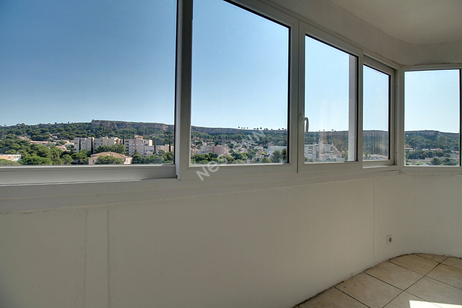 Appartement Place de Provence à Vitrolles