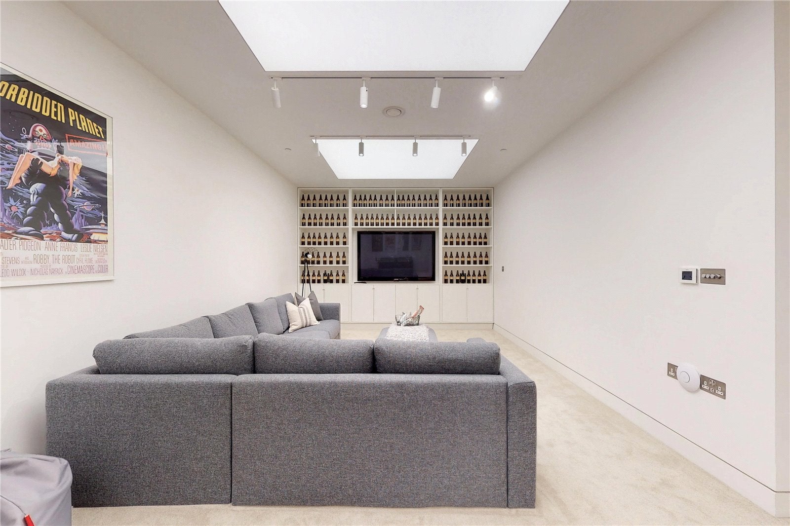 House Nottingham Place in City of Westminster